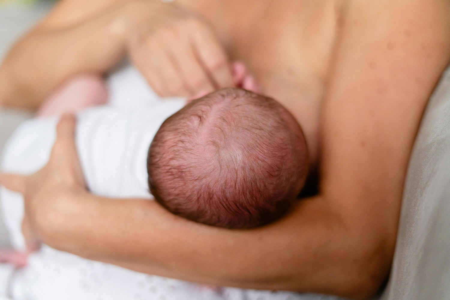 When Should I Start Pumping — and How Much Do I Really Need?  by Shannon Pratten, RN, IBCLC & Founder of Milk Drunk Club