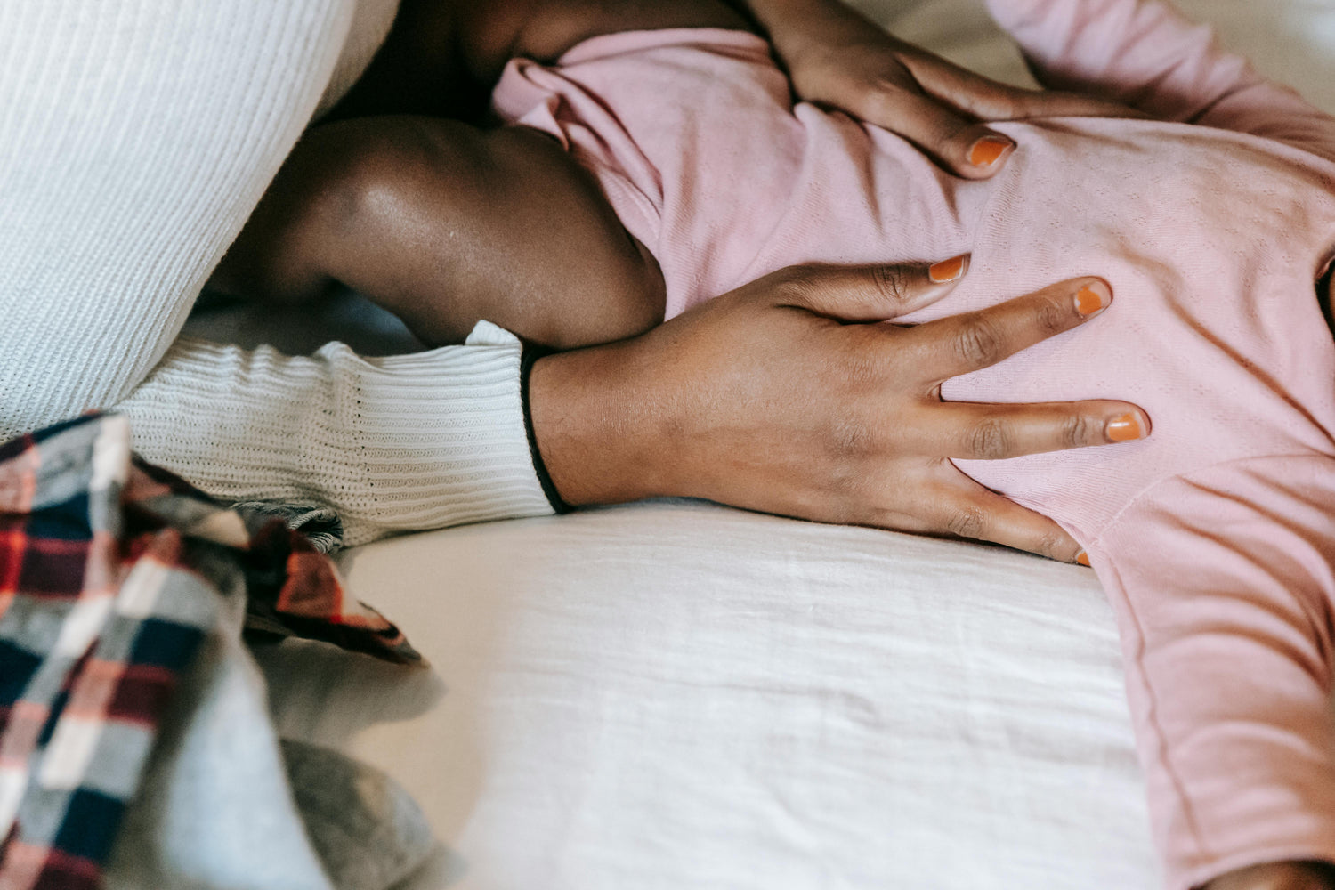 Why Hand Expression Is a Skill Every Breastfeeding Mother Should Know Not just for emergencies — for confidence, comfort, and connection Milk Drunk Club